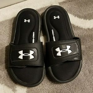 boys under armour sandals